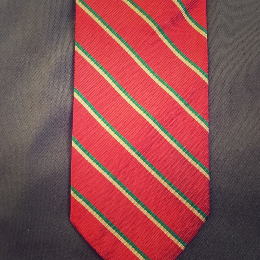 Kenneth Gordon tie. Red with green and gold.
